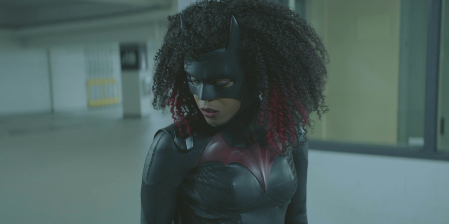 Batwoman Episode 9 Streaming Batwoman, season 2, episode 9 "Rule #1" [Review] - Maskripper