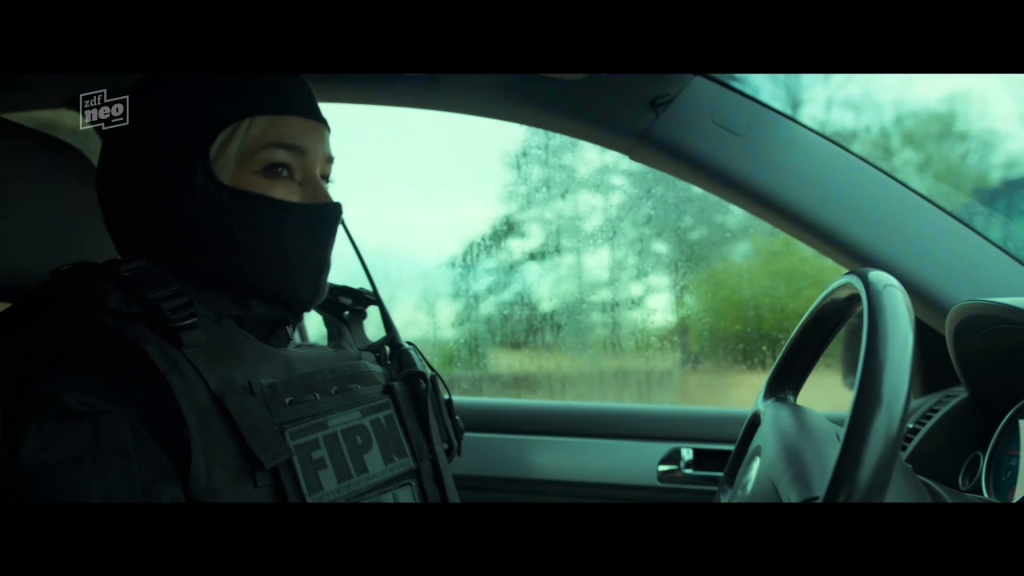 C E_S1_E8_villainess_masked_cop.mp4-00003 - Maskripper Org
